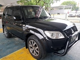 MITSUBISHI PAJERO TR4 2.0 4X2 16V 140CV FLEX 4P AUTOMÁTICO Frente Passageiro