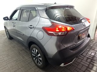 NISSAN KICKS S DRCT CVT Traseira Motorista