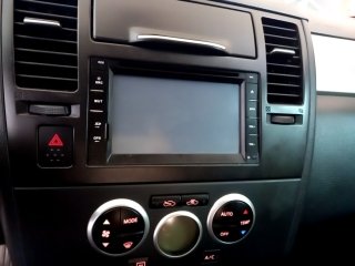 NISSAN TIIDA 18SL FLEX Kit multimídia