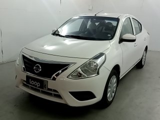 NISSAN VERSA 10 Frente Motorista
