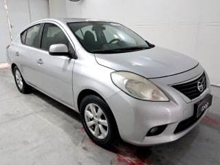 NISSAN VERSA 16SL FLEX Frente Passageiro