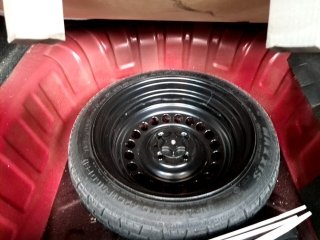 NISSAN VERSA EXCL CVT Estepe