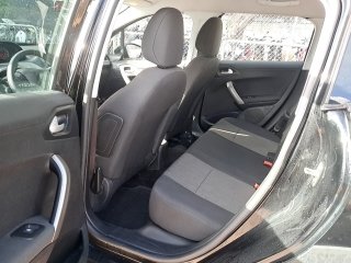 PEUGEOT 2008 ALLURE PK Bancos traseiros