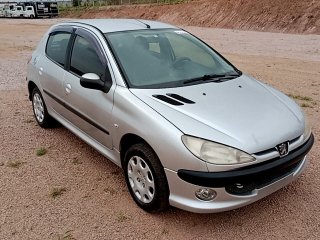 PEUGEOT 206 14 PRESEN FX Frente Passageiro