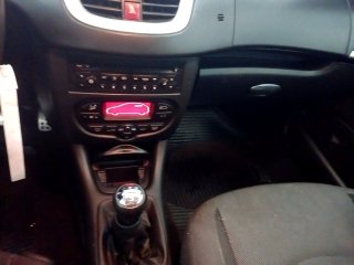 PEUGEOT 207 ESCAPADE Kit multimídia