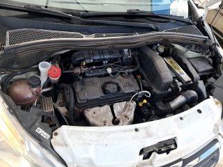 PEUGEOT 208 ACTIVE Motor