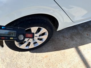 PEUGEOT 208 ACTIVE Pneu traseiro dir.