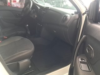 Porta e interior passageiro