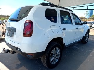 RENAULT DUSTER 16 A CVT Traseira Passageiro