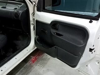 RENAULT KGOO EXPRESS16 Porta e interior passageiro
