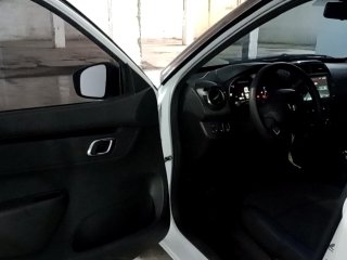 RENAULT KWID INTENS 2 Porta e interior motorista