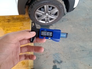 RENAULT KWID PORTO FURG Pneu dianteiro dir.