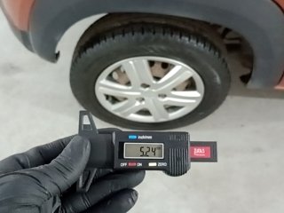 RENAULT KWID ZEN 10MT Pneu traseiro dir.