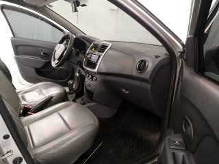 RENAULT LOGAN AUTH 1016V Porta e interior passageiro