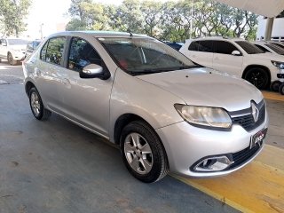 RENAULT LOGAN DYNA 16 R Frente Motorista