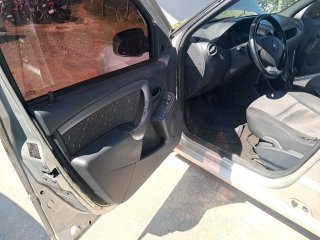 RENAULT LOGAN EXP 1016V Porta e interior motorista
