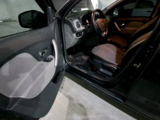 RENAULT LOGAN EXPR 1016V Porta e interior motorista