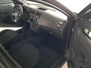 RENAULT LOGAN LIFE10MT Porta e interior passageiro
