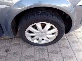 RENAULT MEGANEGT DYN 16 Pneu dianteiro dir.