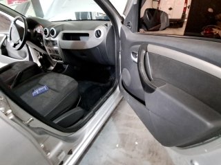RENAULT SANDERO EXP1016V Porta e interior passageiro