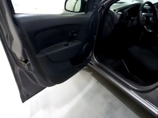 RENAULT SANDERO LIFE10MT Porta e interior motorista