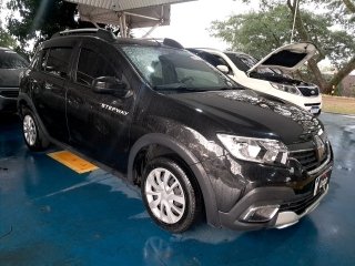 RENAULT SANDERO SZE10MT Frente Motorista