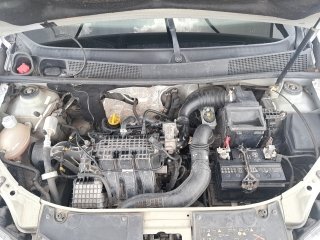 RENAULT SANDERO ZEN10MT Motor