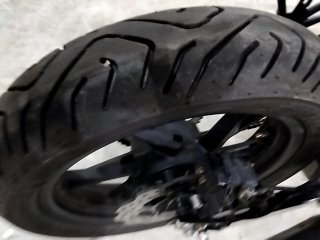 SHINERAY XY 250-5  Pneu traseiro dir.