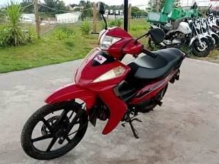 SHINERAY XY125-6A Frente Motorista