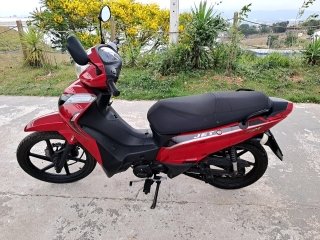 SHINERAY XY125-6A  Porta e interior motorista