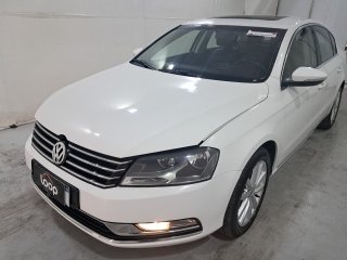 Volkswagen Passat Passat Variant R-Line TB 2.0 TSI Tip. 5p