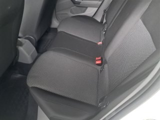 VOLKSWAGEN POLO 1.6 MSI TOTAL FLEX MANUAL Bancos traseiros