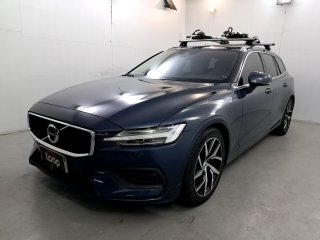 VOLVO V60 T5 MOMENTUM Frente Motorista