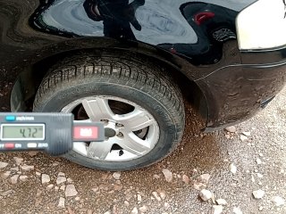 VW FOX 1.0 ROUTE Pneu dianteiro dir.