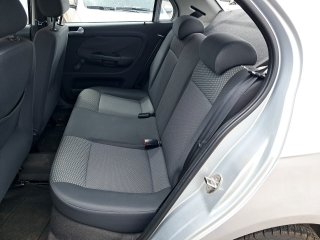 VW GOL 1.0 Bancos traseiros
