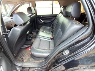 VW GOLF 1.6 SPORTLINE Bancos traseiros