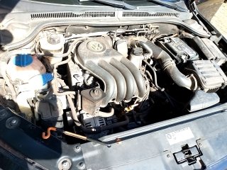 VW JETTA 2.0 Motor