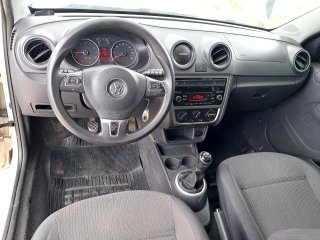 VW NOVO VOYAGE 1.6 Painel completo