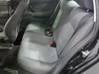 VW POLO SEDAN 1.6 Bancos traseiros