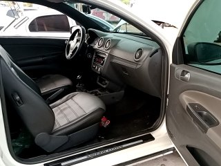 VW SAVEIRO CD CROSS MA Porta e interior passageiro