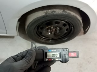 VW VIRTUS CL AD Pneu dianteiro dir.