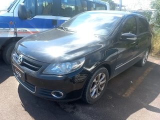 VW VOYAGE 1.6 COMFORTL Frente Motorista
