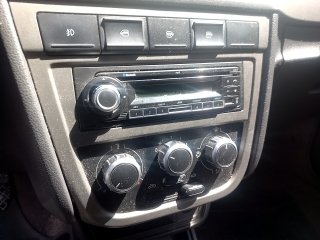 VW VOYAGE 1.6 COMFORTL Kit multimídia