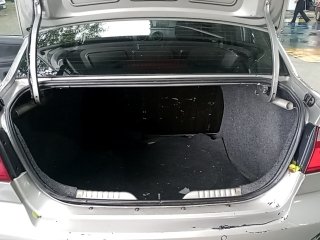 VW VOYAGE CL MA Porta malas