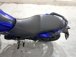YAMAHA FZ15 FAZER ABS Bancos traseiros