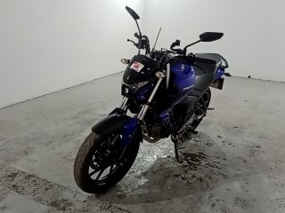 YAMAHA FZ15 FAZER ABS Frente Motorista
