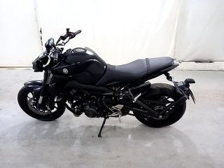 YAMAHA MT09/ABS Porta e interior motorista