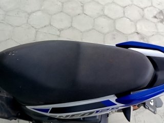 YAMAHA NEO 125 Bancos traseiros