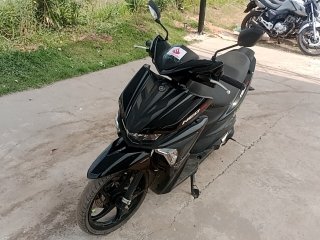 YAMAHA NEO 125 Frente Motorista