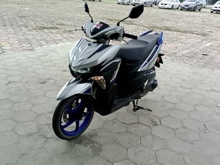 YAMAHA NEO 125 Frente Motorista